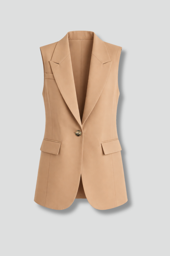Women's sleeveless blazer with a sharp notched collar & pockets, perfect for a polished, professional look.