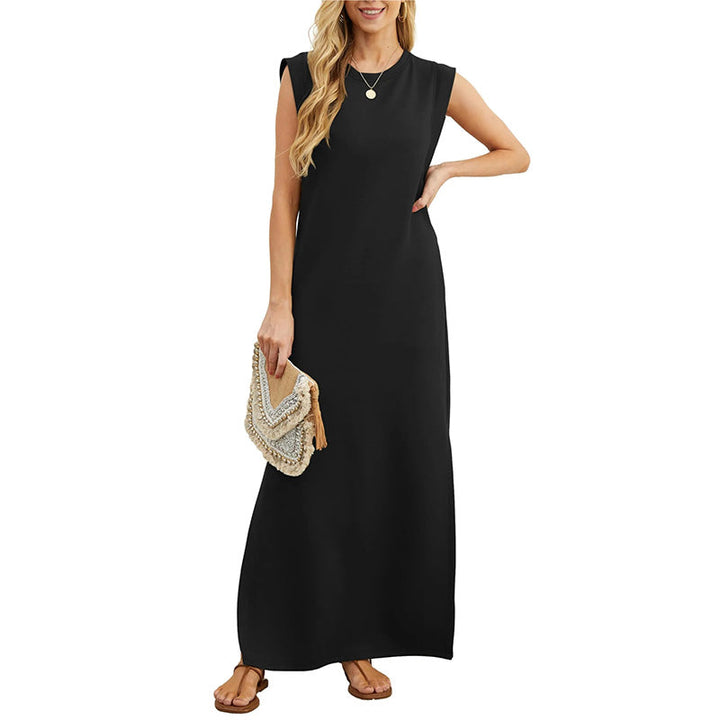 Flowy sleeveless maxi dress for women, perfect for comfortable summer and spring fashion.