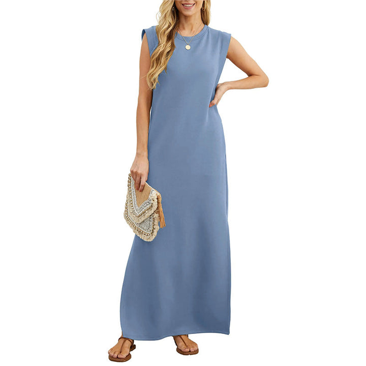 Women's elegant sleeveless casual maxi dress. Perfect for versatile summer wear & relaxed everyday style.