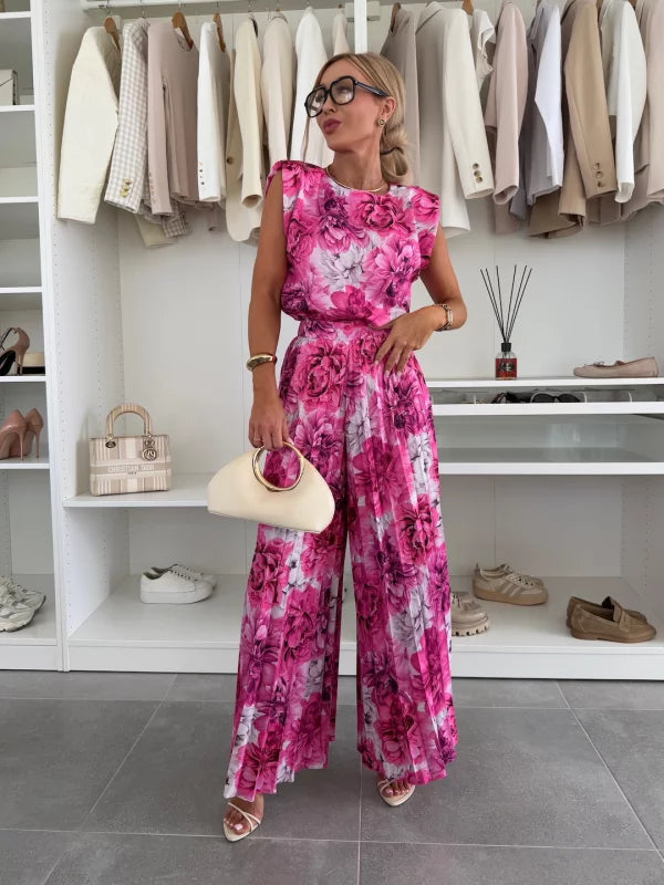 Effortless women's sleeveless top & wide leg pants set, perfect for a chic summer fashion statement.