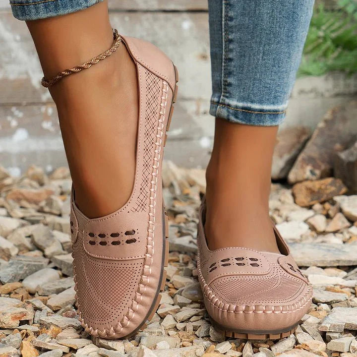Soft women's slip-on loafers, designed for ultimate comfort. Breathable everyday flats, perfect for spring casual wear.