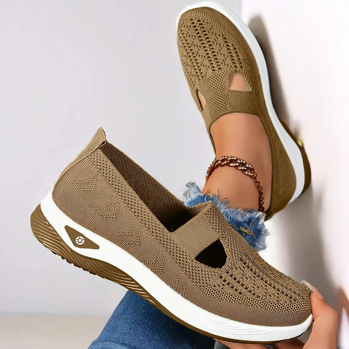 Enjoy all-day comfort with these women's slip-on summer sneakers, designed with arch support and breathability.