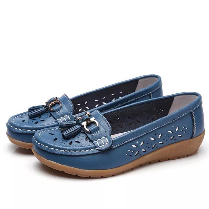 Women's soft, breathable moccasin sandals featuring arch support, flexible sole, and easy slip-on.