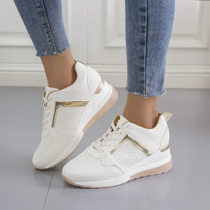 Cushioned women's casual sneakers, anti-slip sole, breathable, ideal for all-day comfort & walking support.