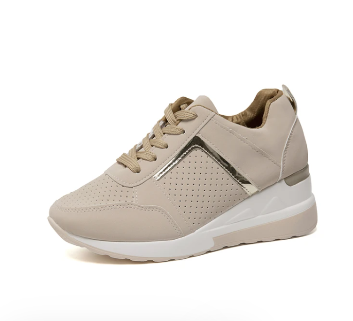 Versatile women's comfort sneakers, soft cushioned, breathable, perfect for walking & everyday wear.
