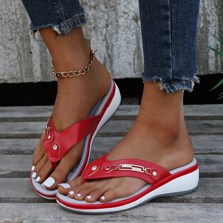 Padded women's orthopedic sandals, designed for all-day comfort, support, and everyday casual wear.