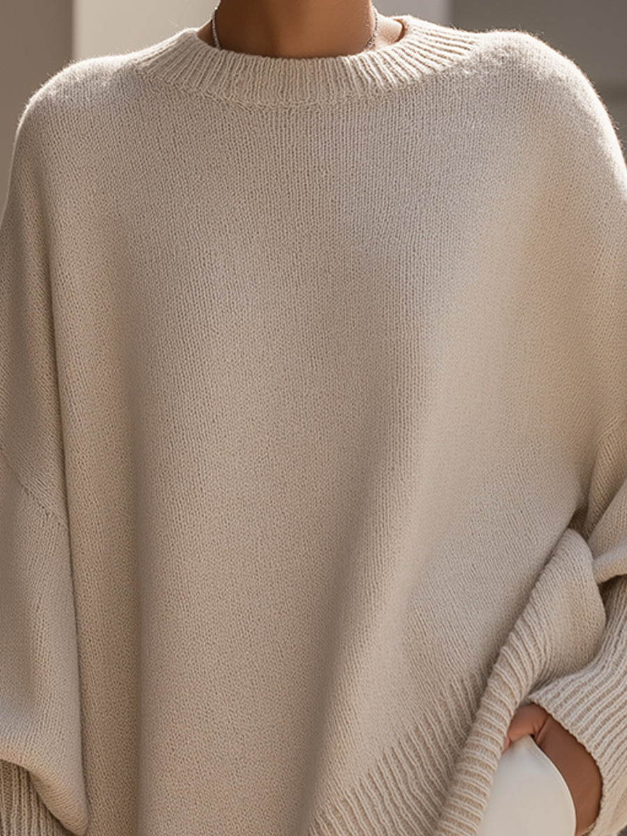 Cozy oversized knit sweater for women, perfect for casual chic fashion and comfort.