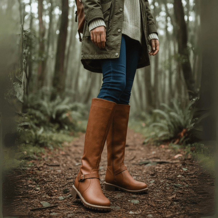 Chic women's winter fashion boots with a comfortable gel insole, great for chilly weather.