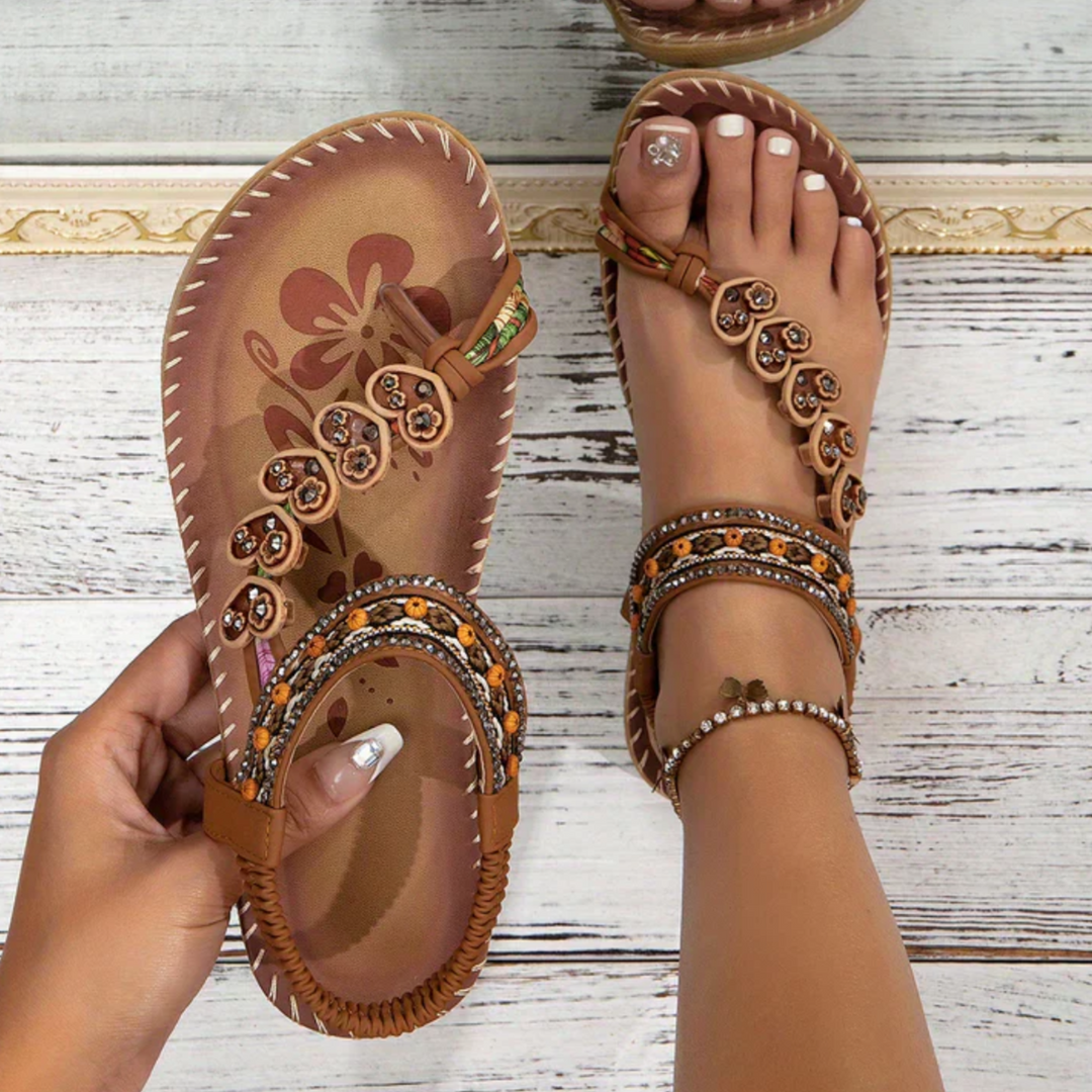 Women's stylish everyday comfort sandals, perfect for casual summer wear and comfortable open-toe walking.