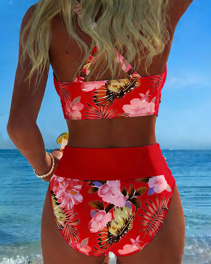 Elegant floral print women's bikini, a stylish split two-piece swimsuit for the beach.