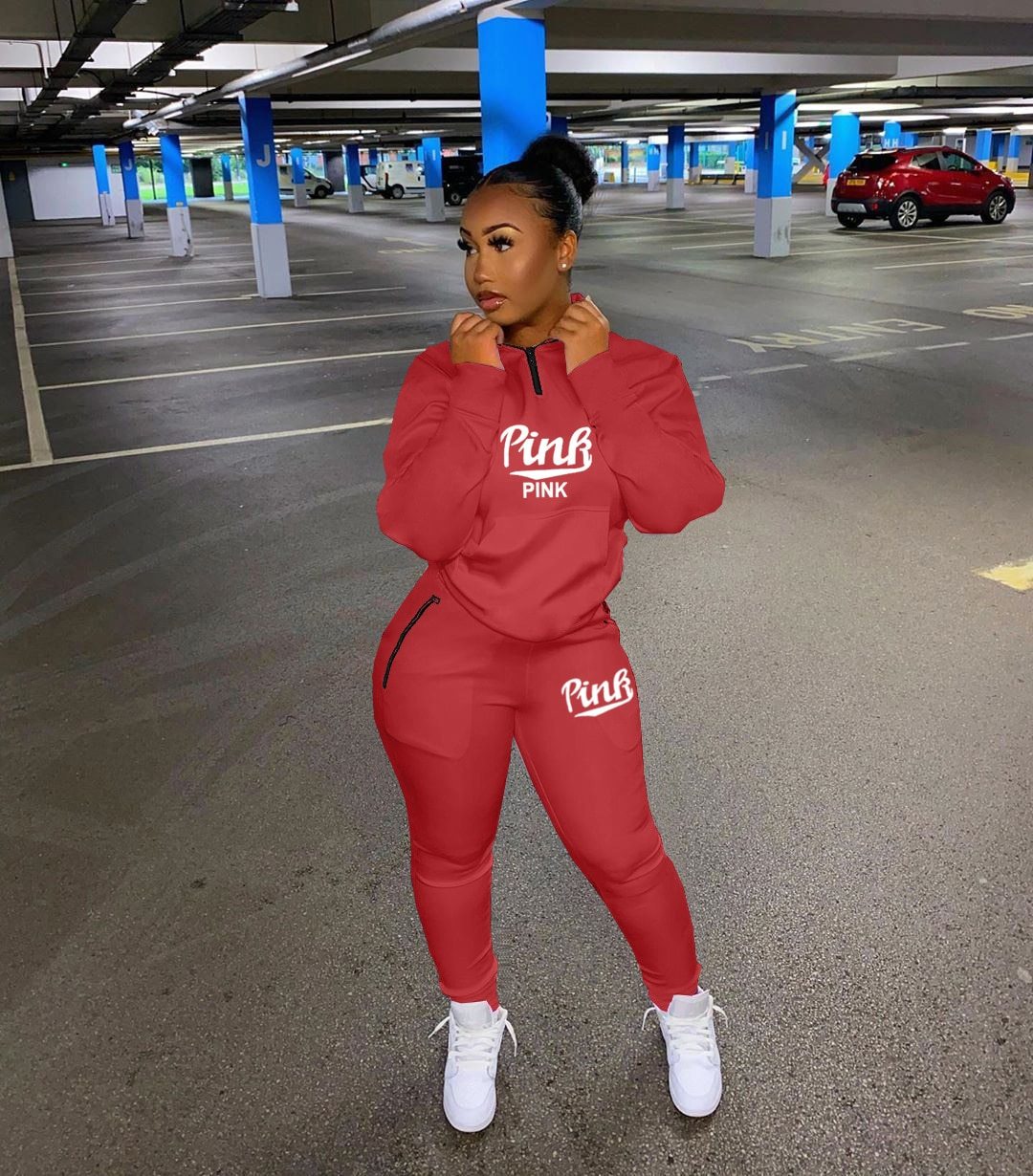 Comfortable & stylish women's letter print tracksuit, perfect for everyday wear.