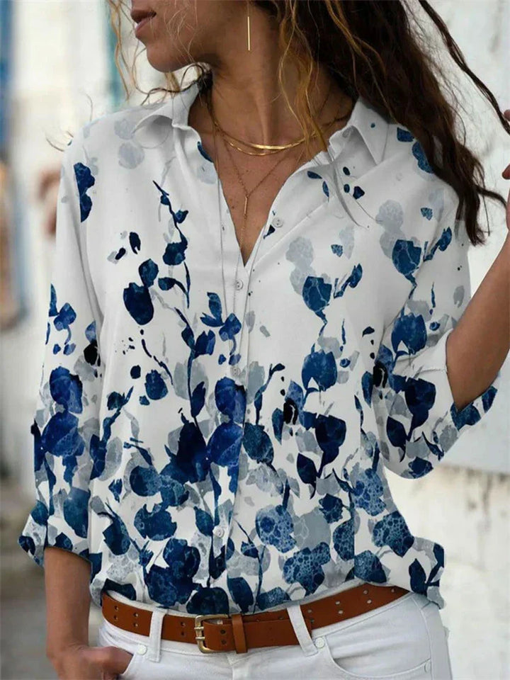 Women's summer blouse, relaxed fit, effortlessly elegant style, perfect for casual chic everyday wear.