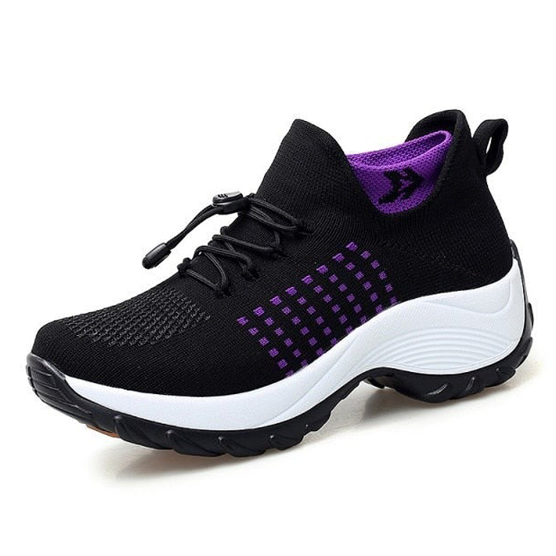 Lightweight women's sneakers with arch support for superior all-day comfort.