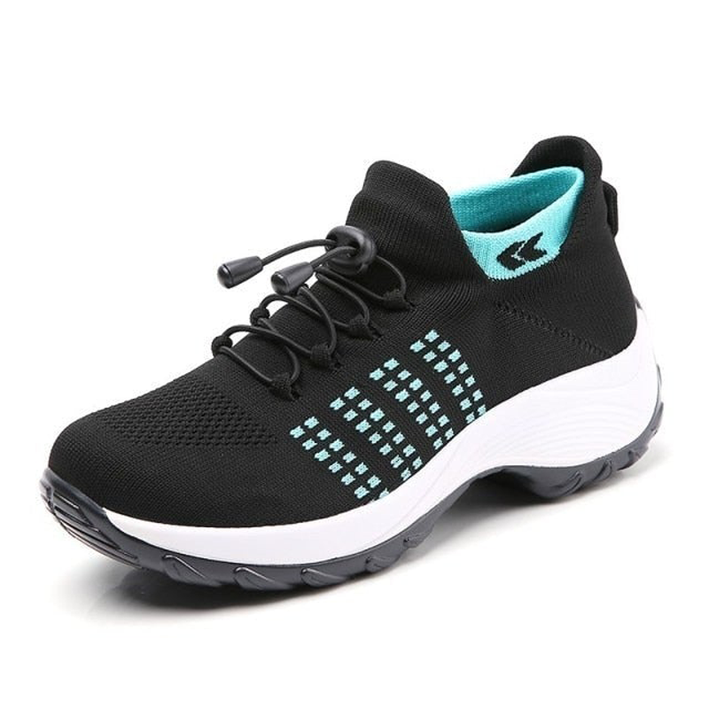Casual women's sneakers for everyday wear, offering ergonomic arch support.