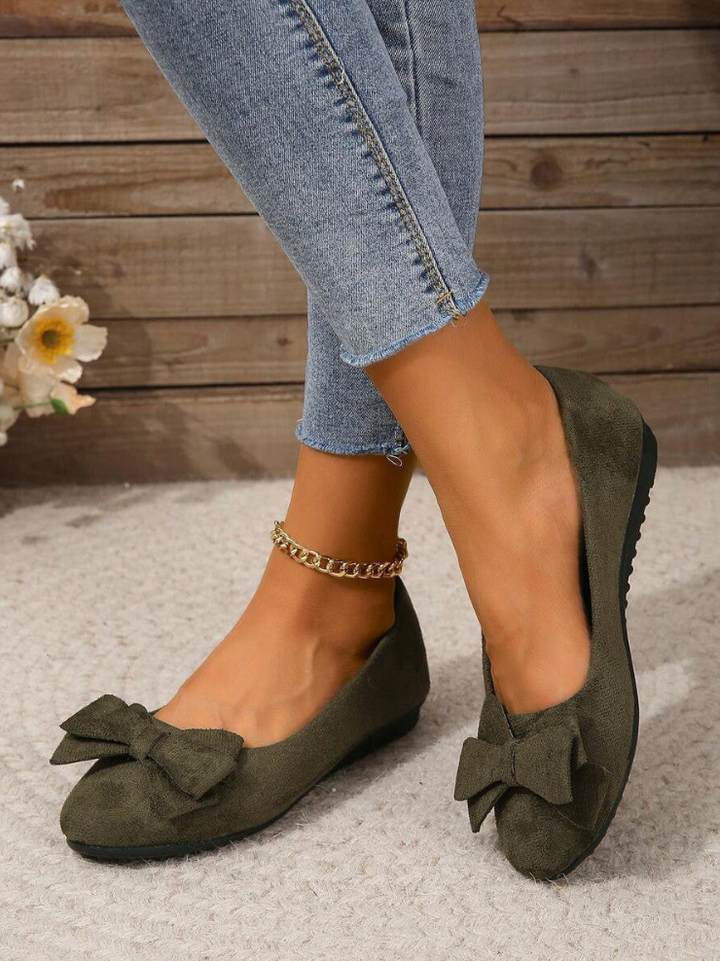 Women's supportive cushioned loafer flats for everyday comfort & foot health. Ideal walking shoes.