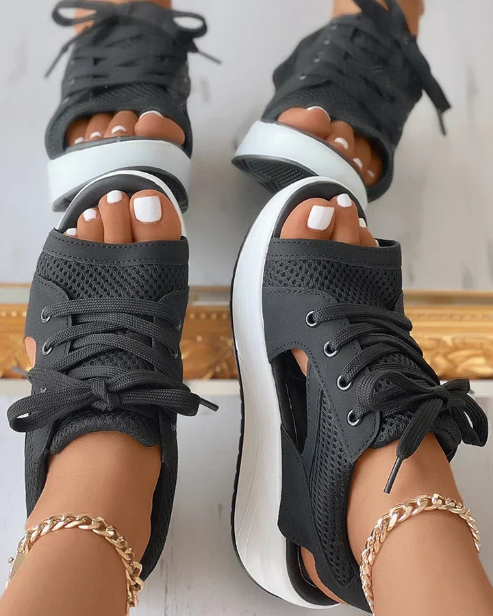 Fashionable women's lace-up summer sandals, airy & supportive. Ideal for comfortable everyday wear and foot health.
