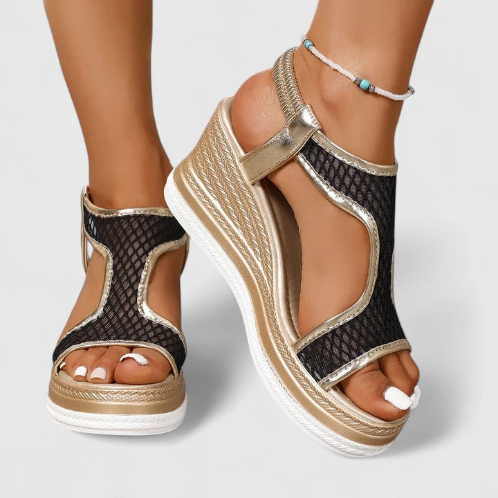 Cushioned Tatyanna women's sandals, perfect for wide or narrow feet, offering maximum arch support.