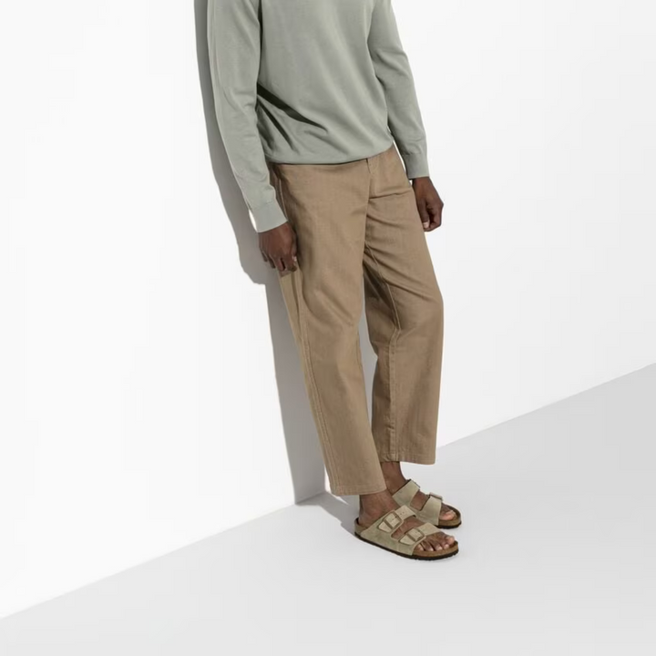 Ergonomic taupe women's sandals, ideal casual slides for summer. Enjoy cushioned comfort and everyday wear.