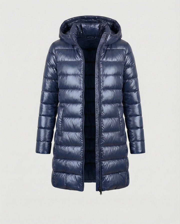 Durable women's ultralight hooded jacket, insulated for warmth without bulk.