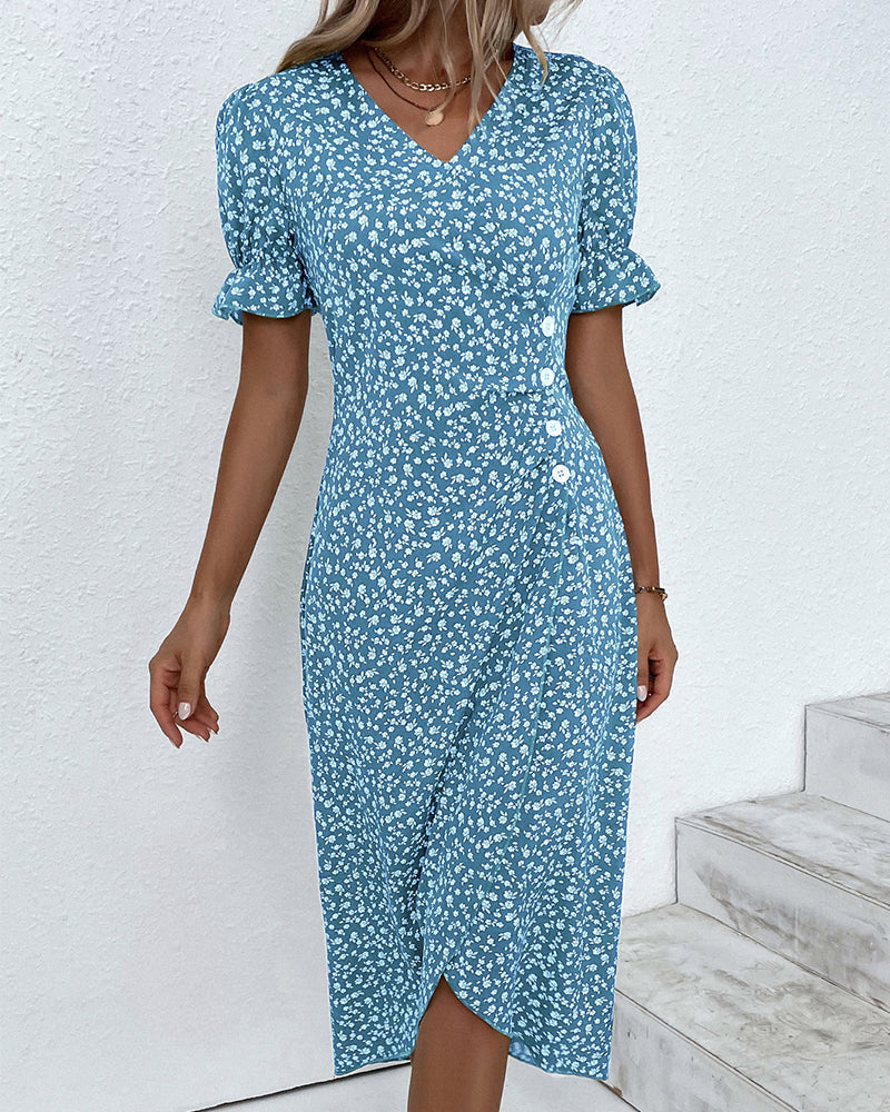 Chic v-neck floral party dress, a flowy midi option that's perfect for summer gatherings and celebrations.