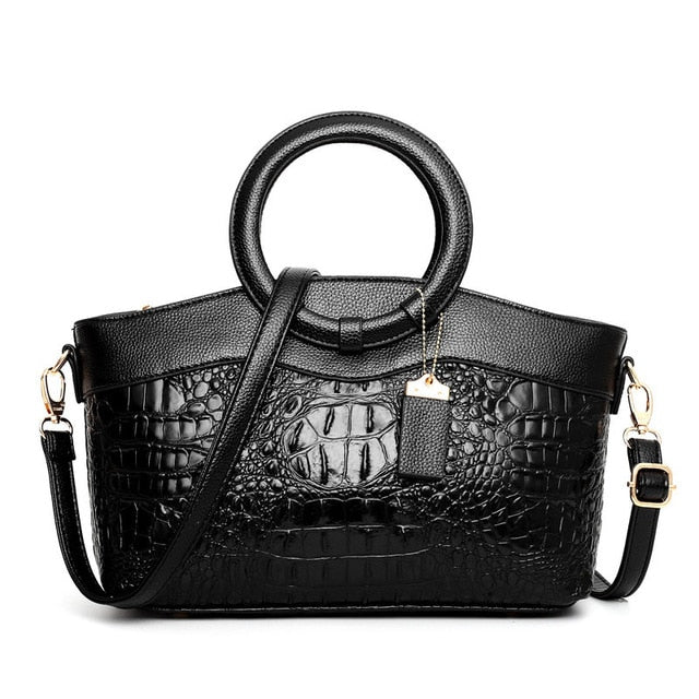 Everyday women's versatile croc embossed faux leather shoulder bag.
