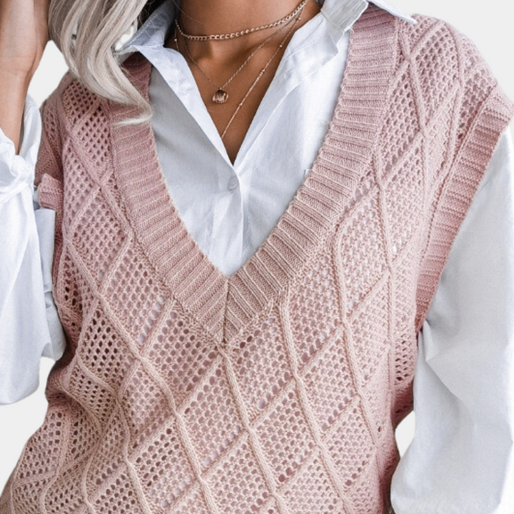 Chic women's pullover sweater, perfect for layering. Cozy fall fashion & winter outfits for versatile style.