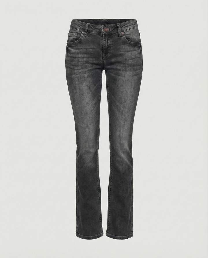 Casual women's vintage low-rise flared jeans, enhancing your everyday style.