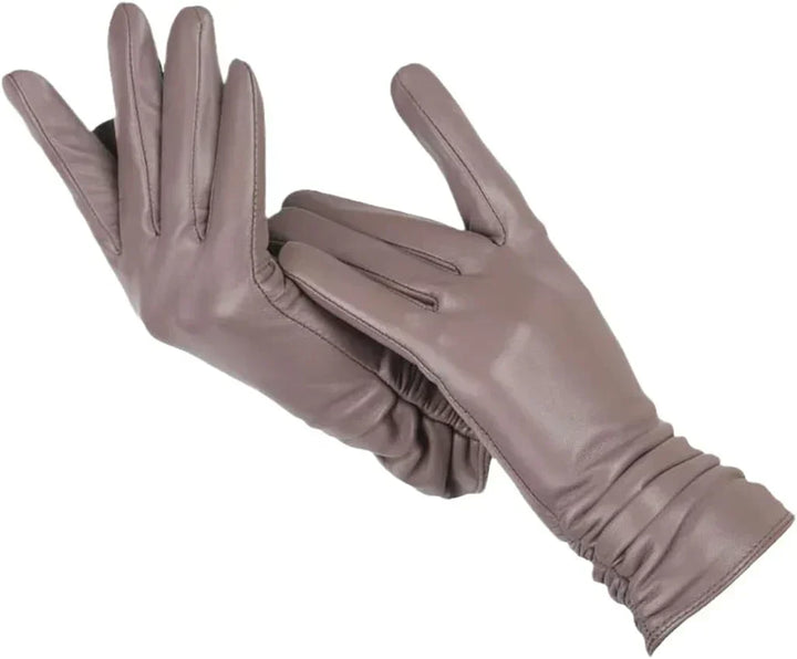 Women's chic winter gloves, combining stylish comfort with essential warmth for cold days.