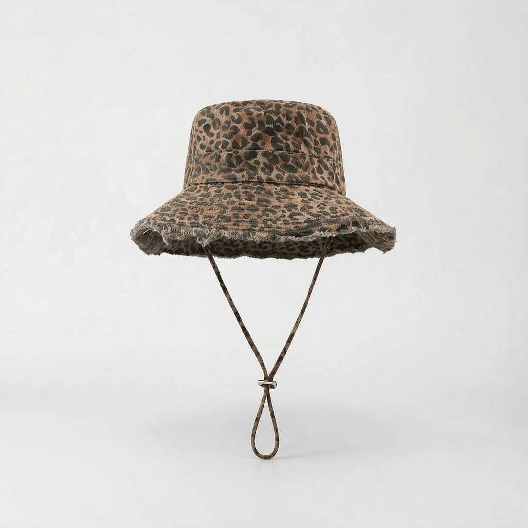 Adjustable women's wide brim bucket hat, ensuring comfort & sun protection during outdoor activities.