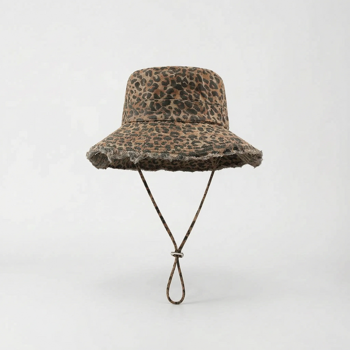 Adjustable women's wide brim bucket hat, ensuring comfort & sun protection during outdoor activities.
