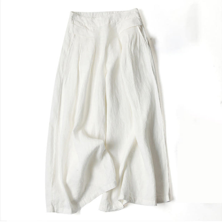High-waist wide-leg women's pants, versatile for office or casual everyday wear.