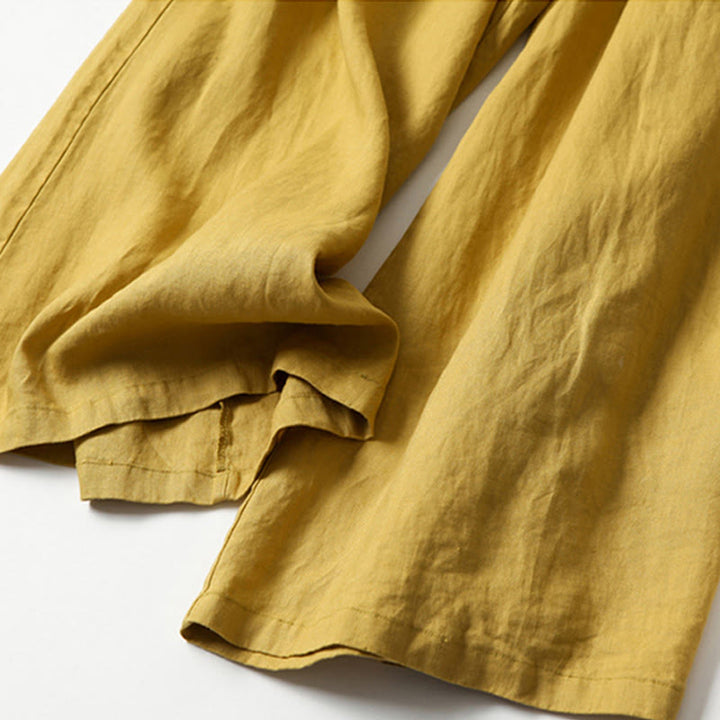 Comfortable wide-leg pants for women, everyday wear, featuring a flattering high waist.