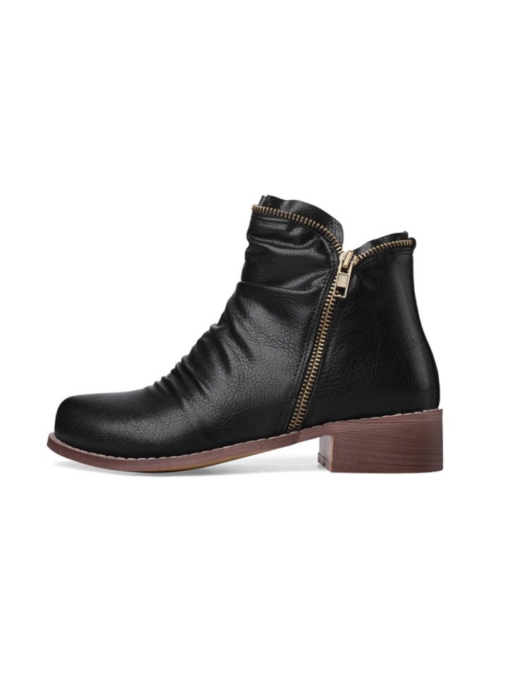 Black wrinkled women's western ankle boots, low heel, double zip, comfortable round toe.