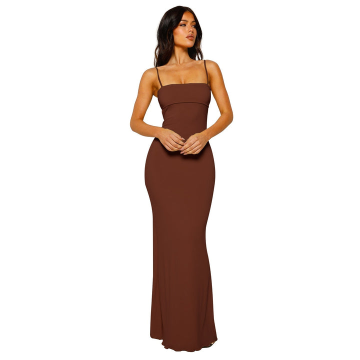 Elegant women's maxi dress, backless and figure-hugging, perfect for formal evenings.