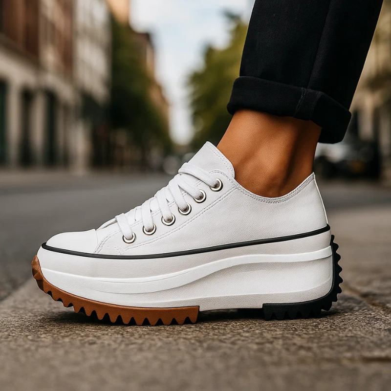 Chunky sole Zippa platform sneakers for women, featuring a retro 90s design, perfect for vintage street style.