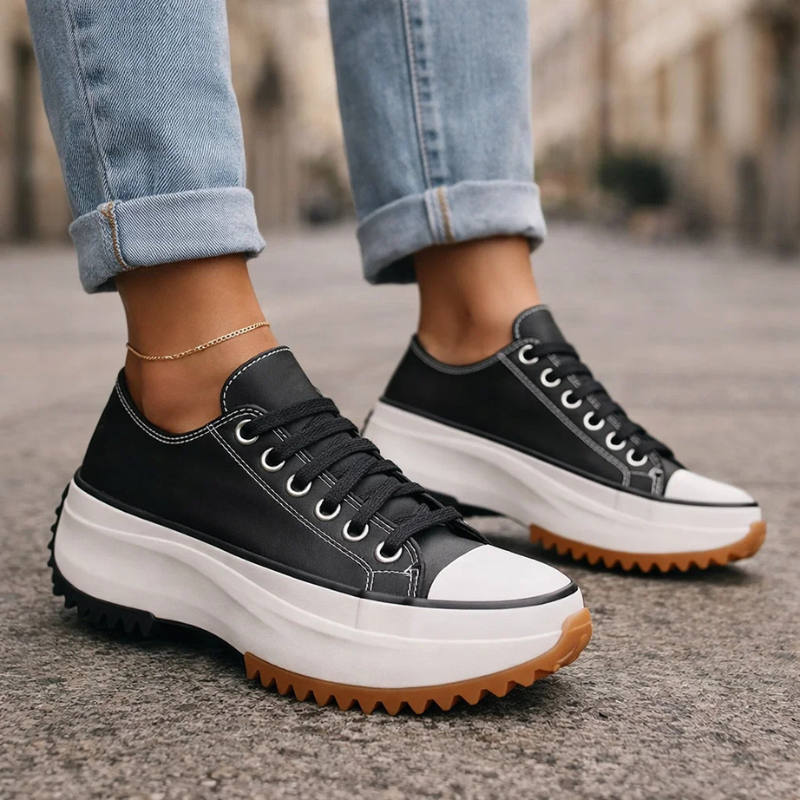 Stylish Zippa women's retro platform sneakers with a chunky sole, delivering an iconic 90s vintage look.